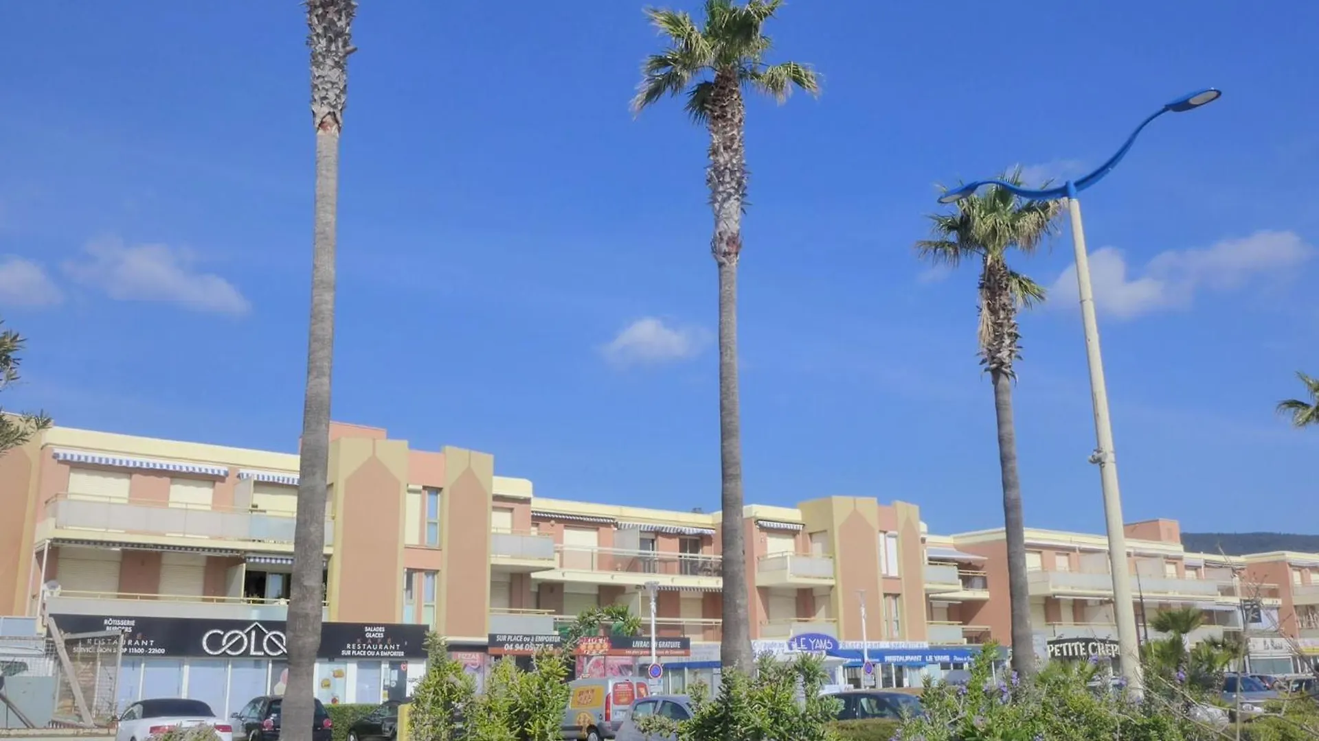 Apartment La Croix Du Sud-29 By Interhome كافالير سور مير